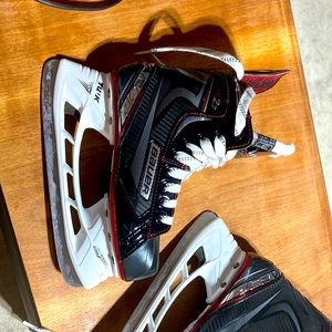 Bauer Vapor Youth Hockey Skates